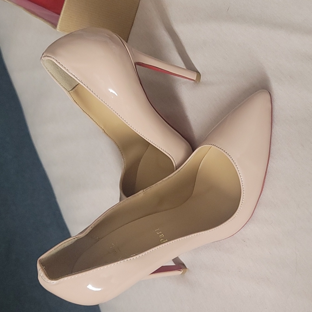 Nude Heels Size EU 38 (Fits like a size US7) Heel height is 4.75 inches